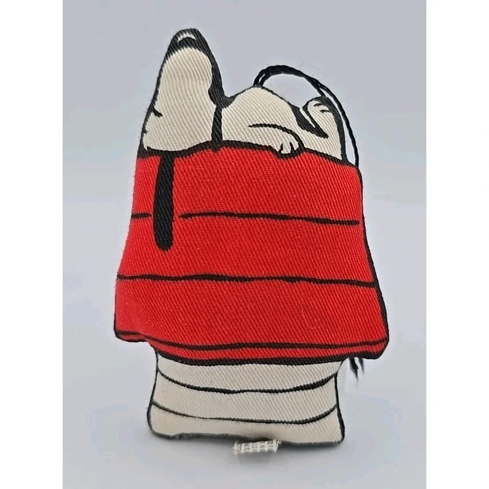 VINTAGE 1958 Retro Snoopy Mascot Snoopy‎ Sleeping On Top Of Dog House
